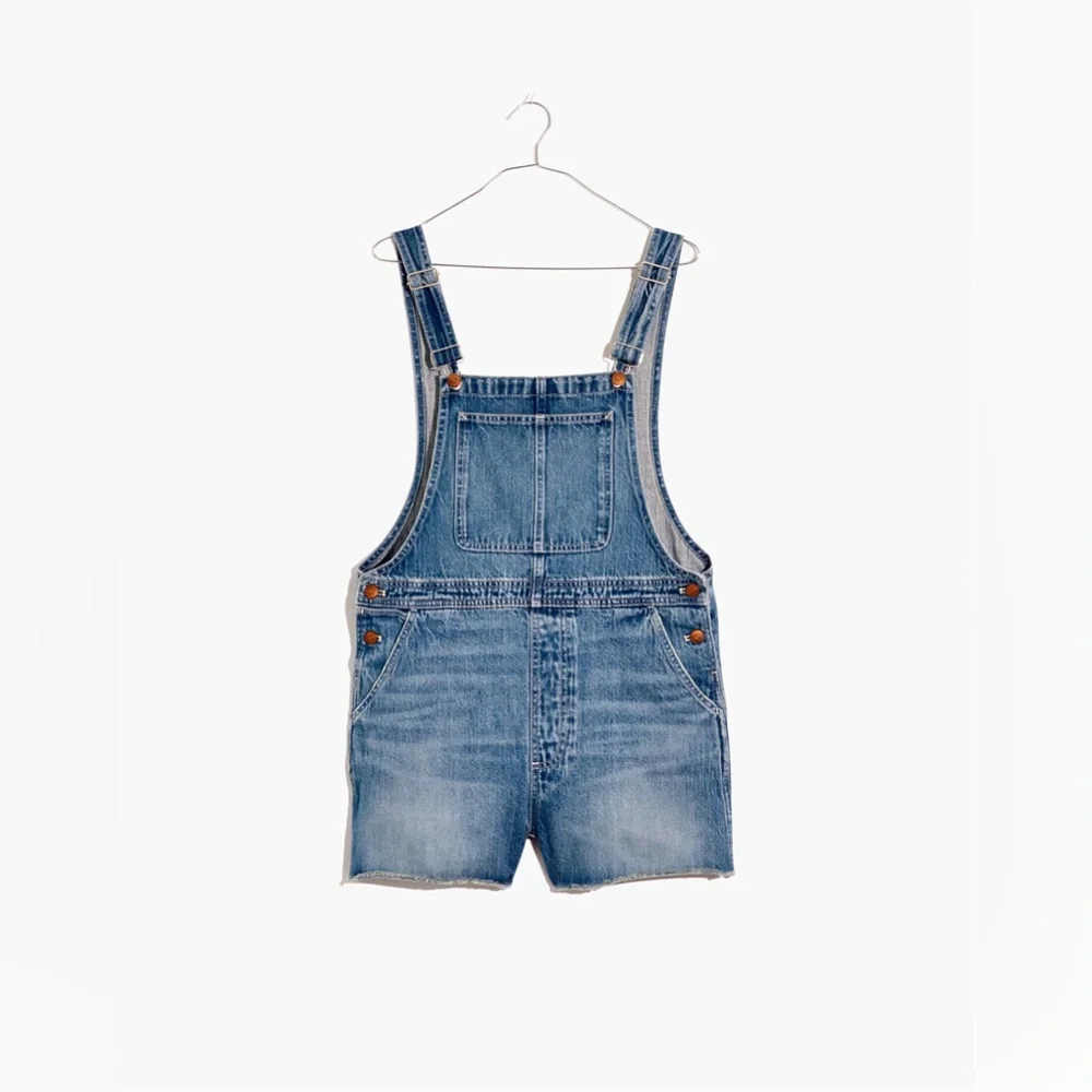 Madewell Adirondack Short Overalls in Wrightwood Wash - Picture 4 of 8